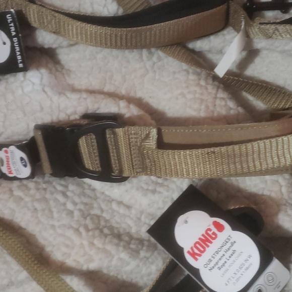 KONG BUNDLE SELLING ALL THREE ITEMS ONE PRICE ALSO BRAND NEW - Picture 3 of 4